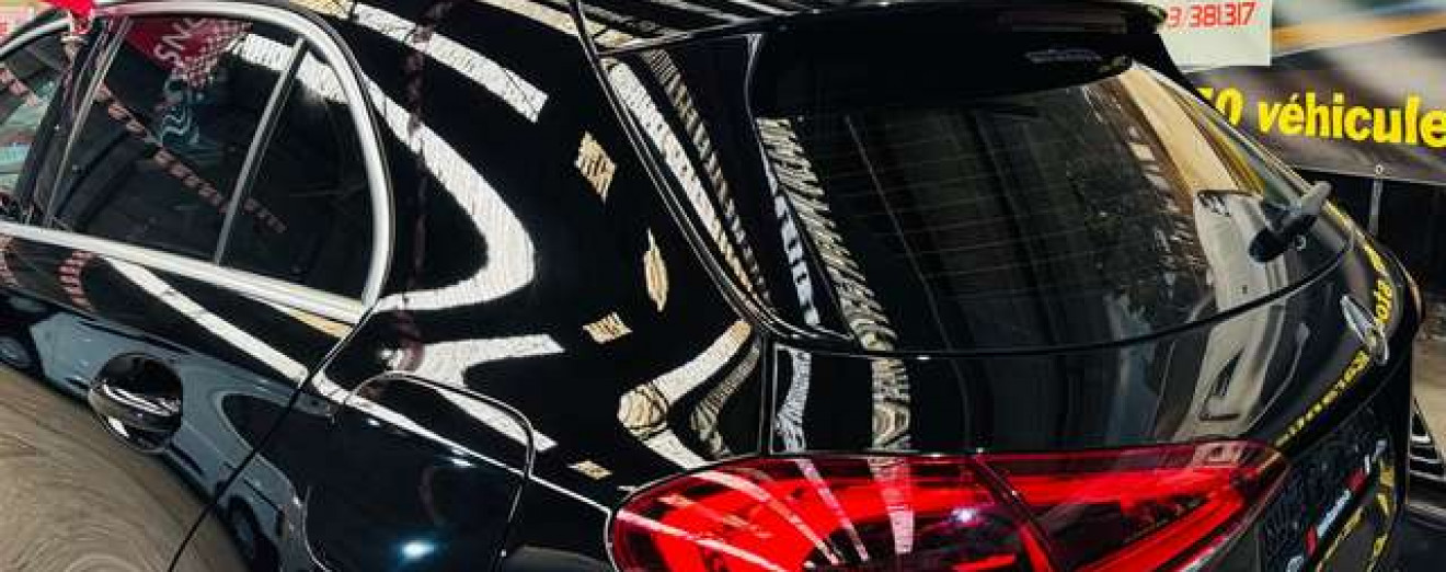 Mercedes-Benz A 180 A 180d AMG Toit Pano Cockpit LED Caméra PDC J.A