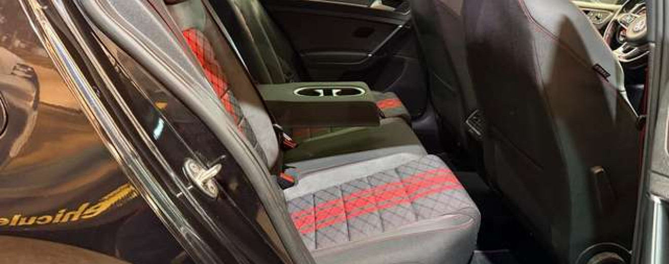 Volkswagen Golf Golf 2.0 TSI FaceLift GTI DSG Toit Pano Caméra Cockpit GPS Maxton Design