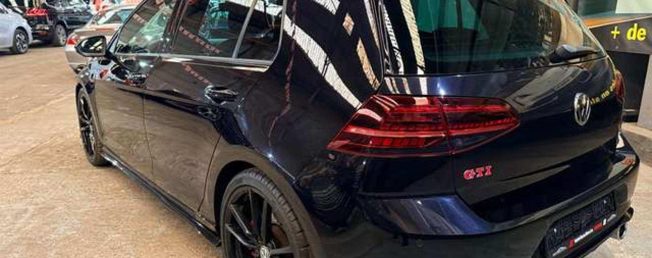 Volkswagen Golf Golf 2.0 TSI FaceLift GTI DSG Toit Pano Caméra Cockpit GPS Maxton Design