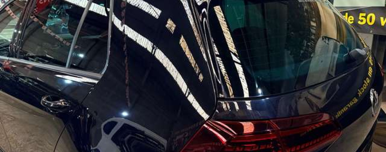Volkswagen Golf Golf 2.0 TSI FaceLift GTI DSG Toit Pano Caméra Cockpit GPS Maxton Design