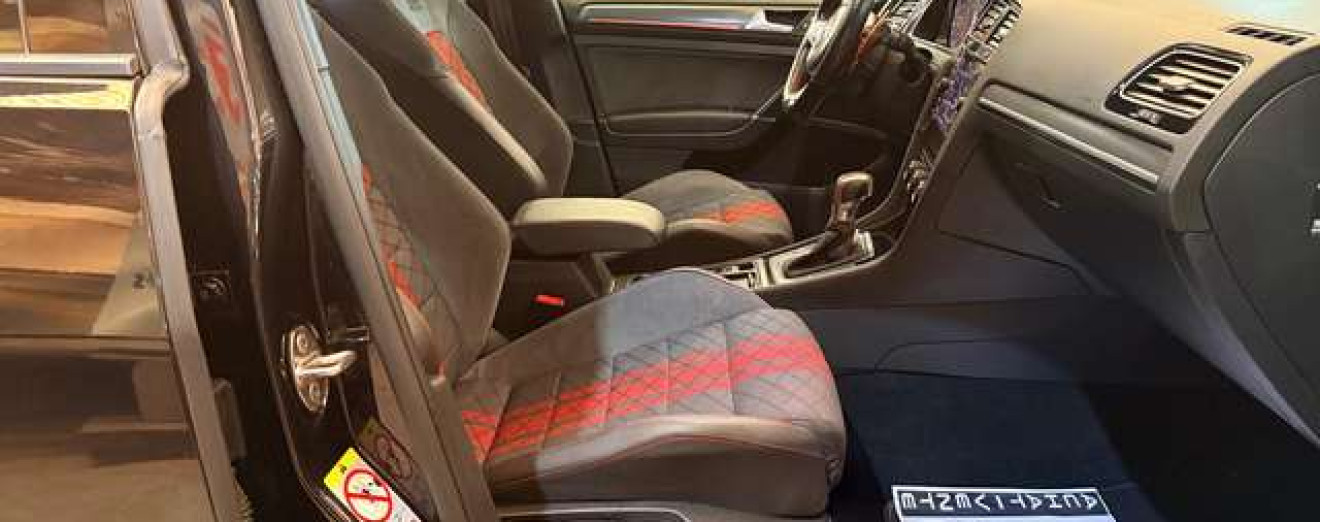Volkswagen Golf Golf 2.0 TSI FaceLift GTI DSG Toit Pano Caméra Cockpit GPS Maxton Design