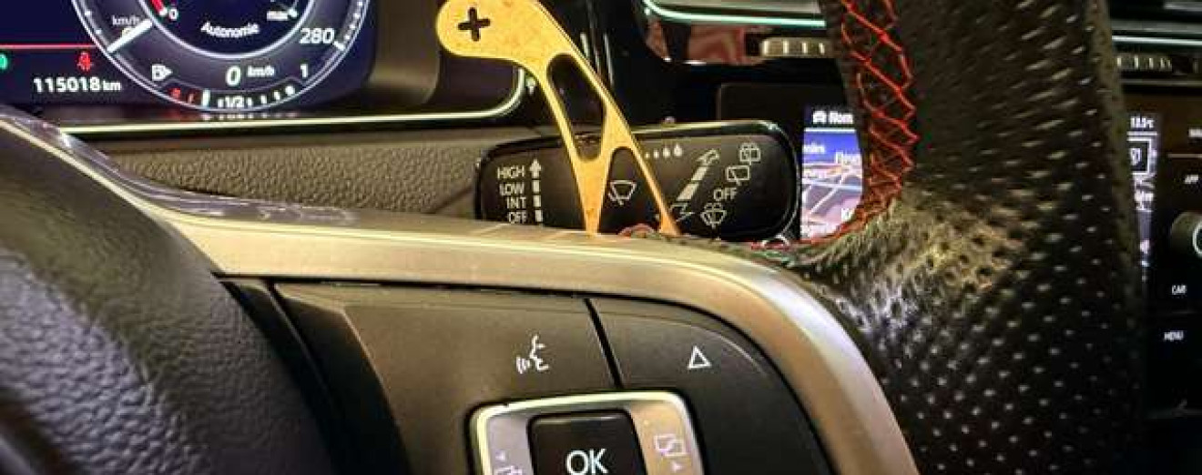 Volkswagen Golf Golf 2.0 TSI FaceLift GTI DSG Toit Pano Caméra Cockpit GPS Maxton Design