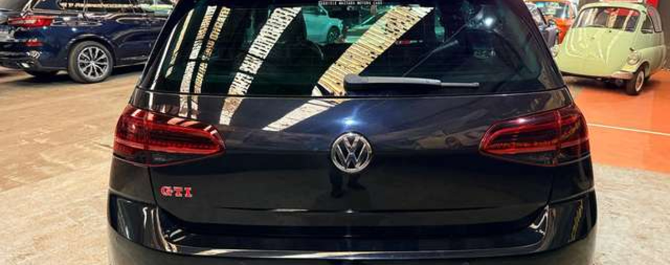 Volkswagen Golf Golf 2.0 TSI FaceLift GTI DSG Toit Pano Caméra Cockpit GPS Maxton Design