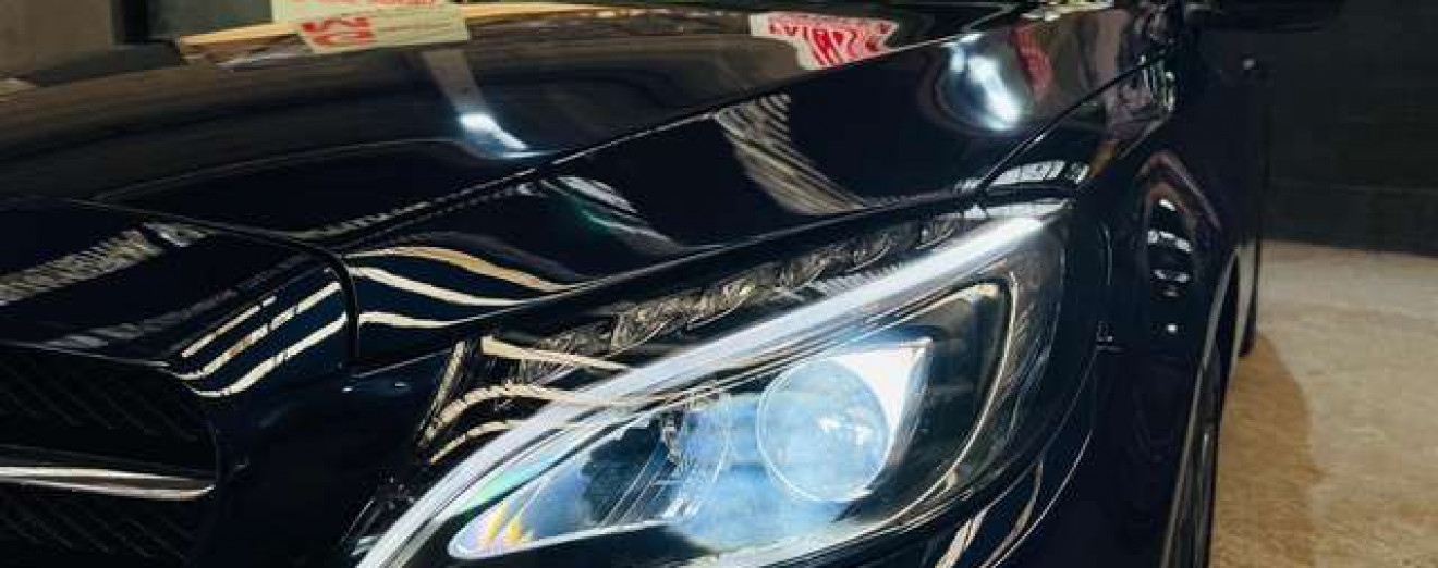 Mercedes-Benz C 200 C 200D Pack AMG Automatique LED Toit Pano GPS Cuir 18