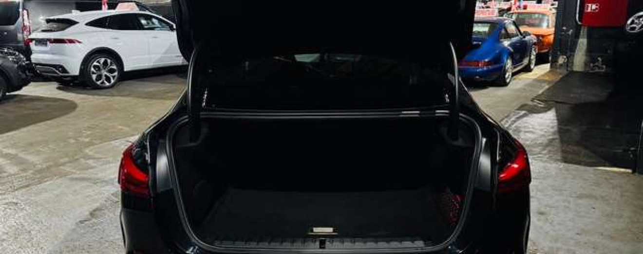 BMW 218 Gran Coupé- MTech-Cockpit-Camera-Gros sieges