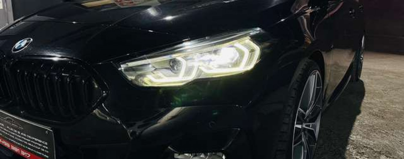 BMW 218 Gran Coupé- MTech-Cockpit-Camera-Gros sieges