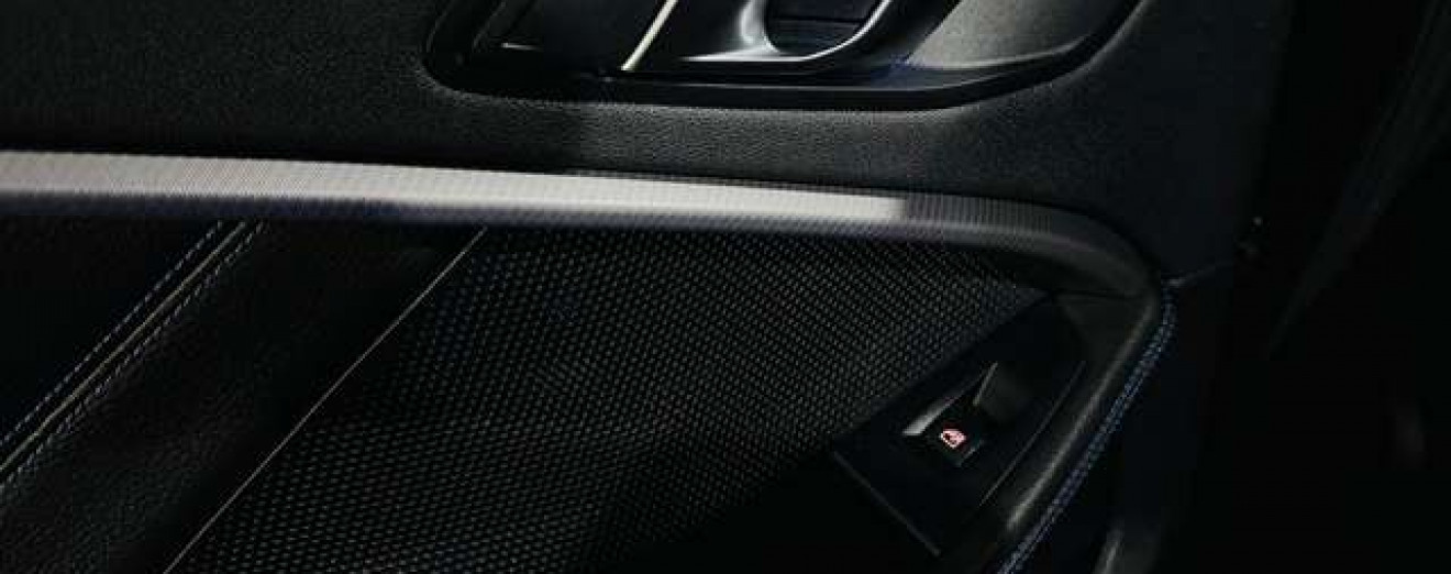 BMW 218 Gran Coupé- MTech-Cockpit-Camera-Gros sieges