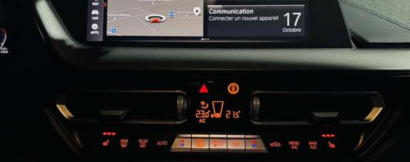 BMW 218 Gran Coupé- MTech-Cockpit-Camera-Gros sieges
