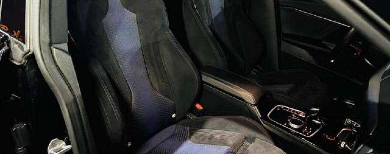 BMW 218 Gran Coupé- MTech-Cockpit-Camera-Gros sieges