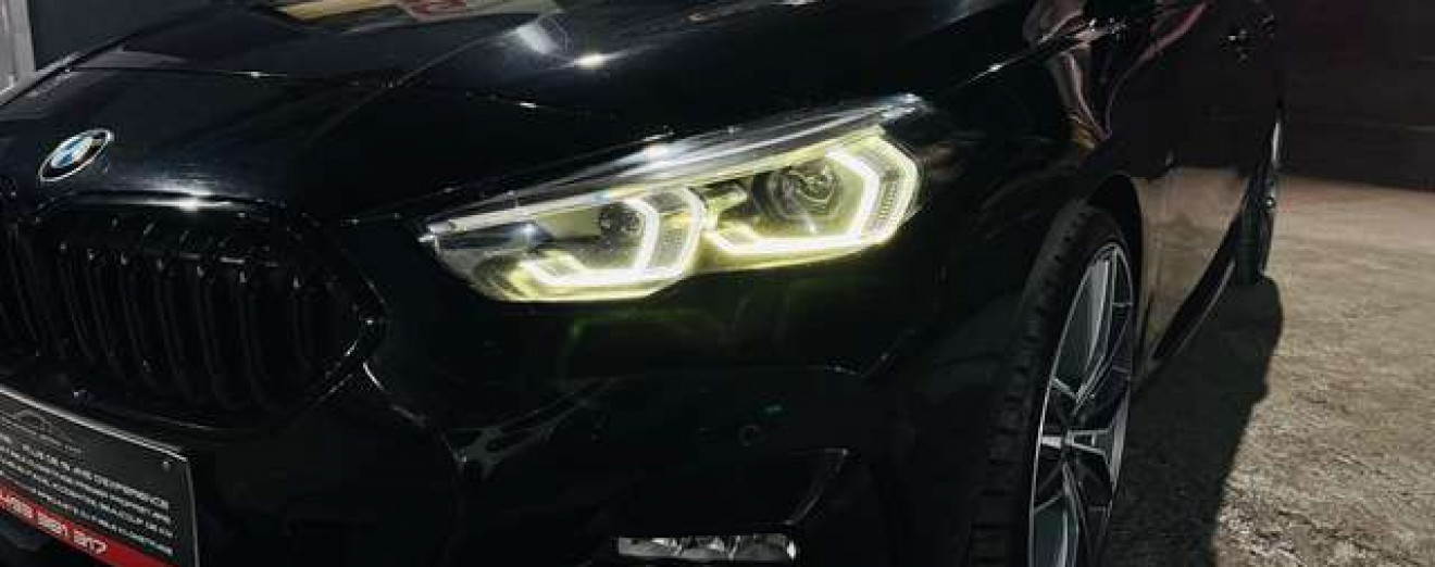 BMW 218 Gran Coupé- MTech-Cockpit-Camera-Gros sieges