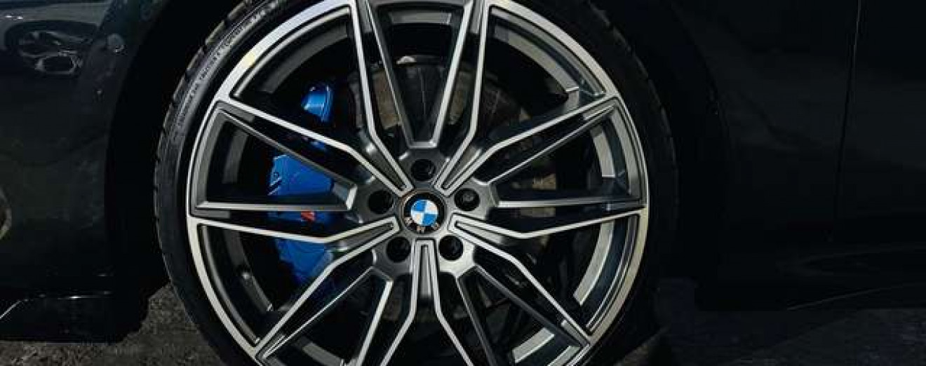 BMW 218 Gran Coupé- MTech-Cockpit-Camera-Gros sieges