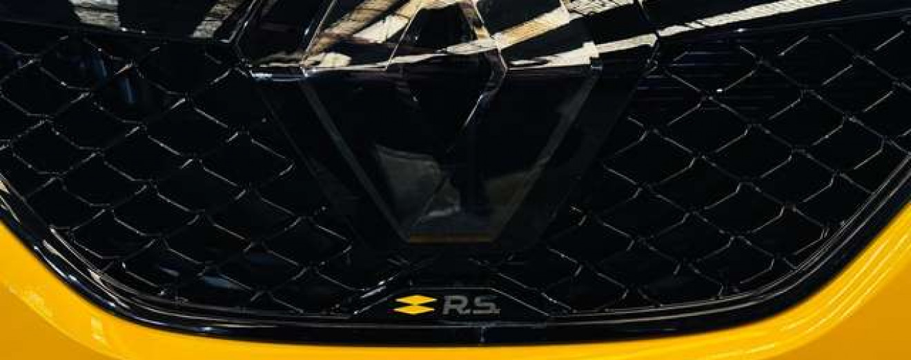 Renault Megane 1.8 TCe R.S. 300 Ultimate Recaro Carbon BOSE