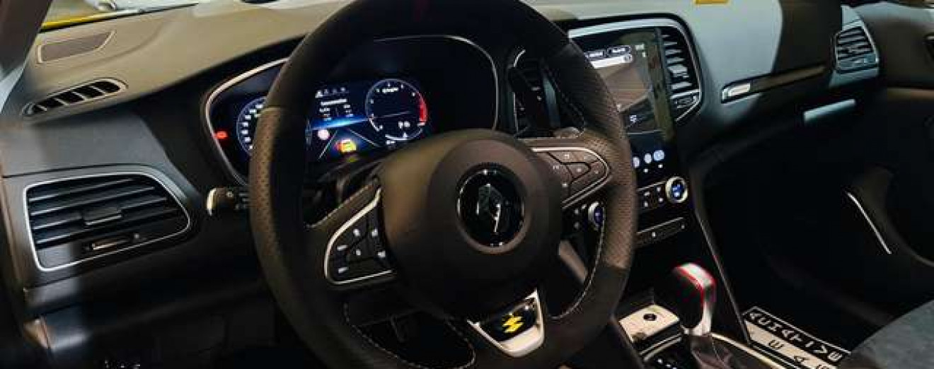 Renault Megane 1.8 TCe R.S. 300 Ultimate Recaro Carbon BOSE