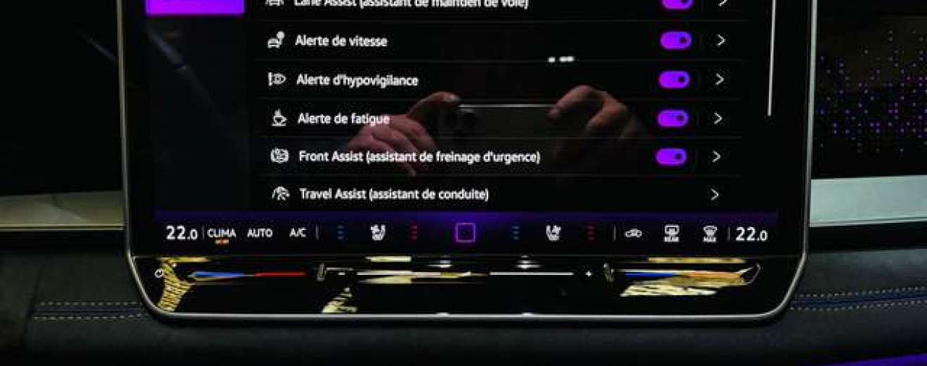 Volkswagen Tayron 2.0TDI  7pl. DSG Full Pano Camera 360 iQ Display Travel assist plus Cuir CarPlay Matrix Garantie VW
