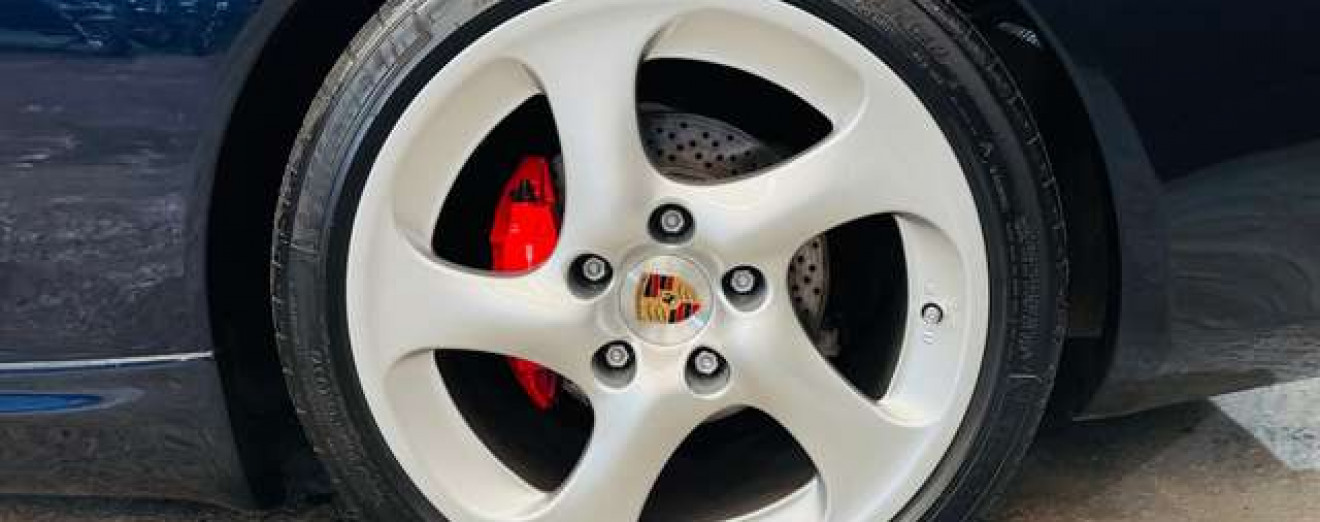 Porsche 996 991 996 Carrera 4 Phase2 3.6i Pack Aero CarPlay Bose Xénon Toit ouvrant PDC Ligne Cargraphic Showroom!!