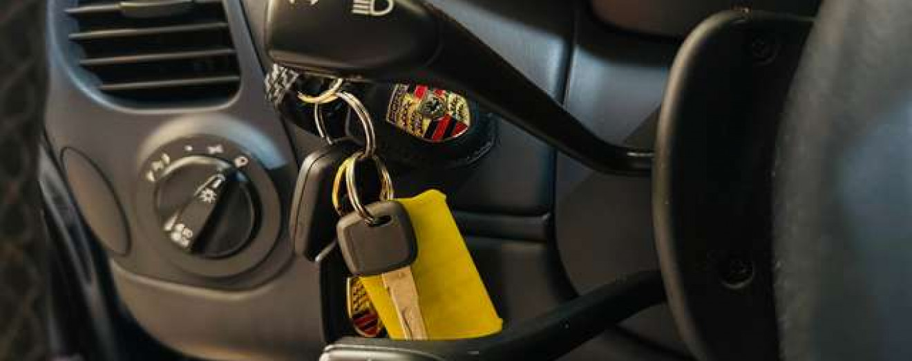 Porsche 996 991 996 Carrera 4 Phase2 3.6i Pack Aero CarPlay Bose Xénon Toit ouvrant PDC Ligne Cargraphic Showroom!!