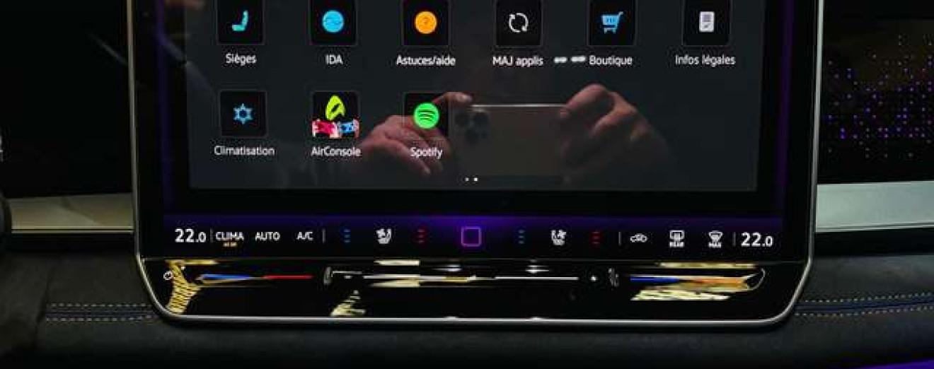 Volkswagen Tayron 2.0TDI  7pl. DSG Full Pano Camera 360 iQ Display Travel assist plus Cuir CarPlay Matrix Garantie VW
