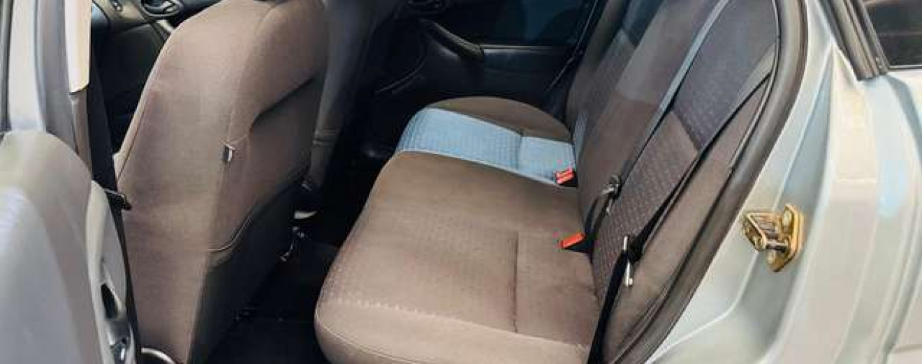 Ford Focus 1.4i SE 16v - Airco - GARANTIE