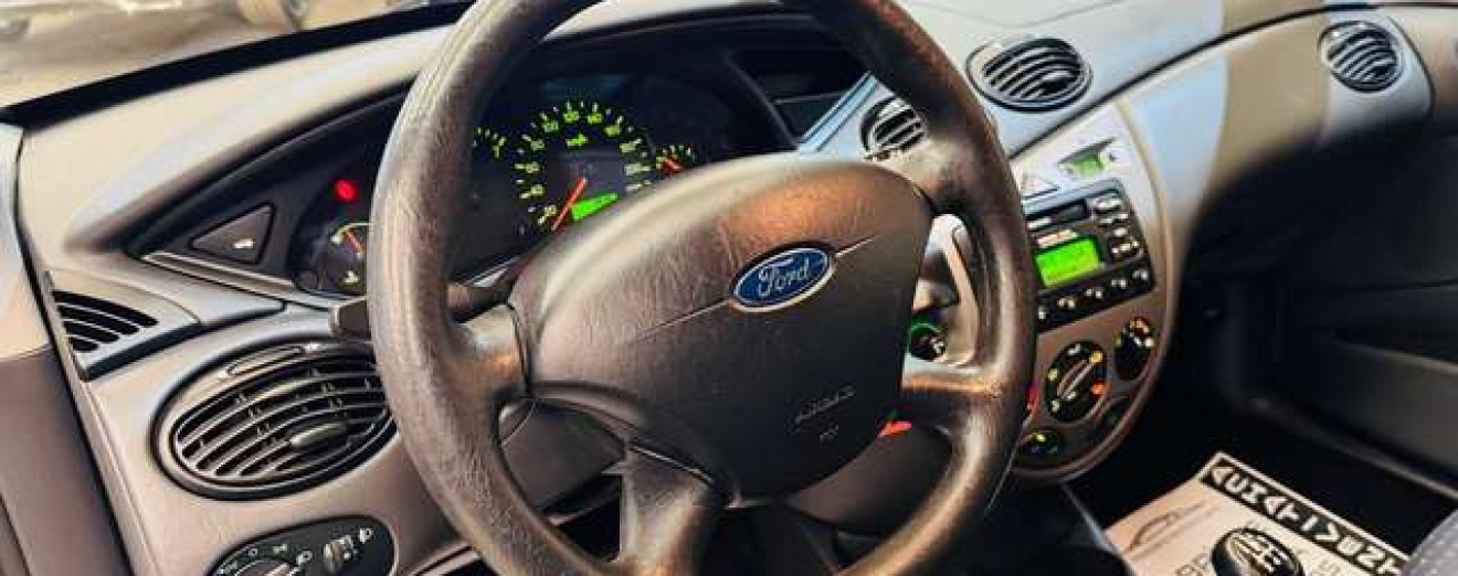 Ford Focus 1.4i SE 16v - Airco - GARANTIE
