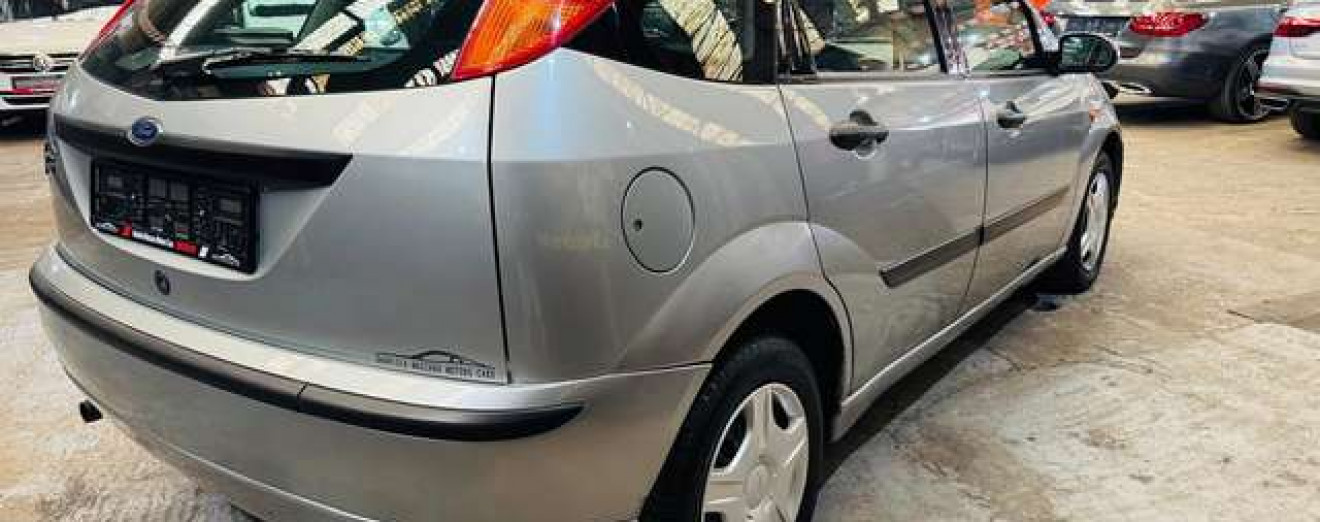 Ford Focus 1.4i SE 16v - Airco - GARANTIE