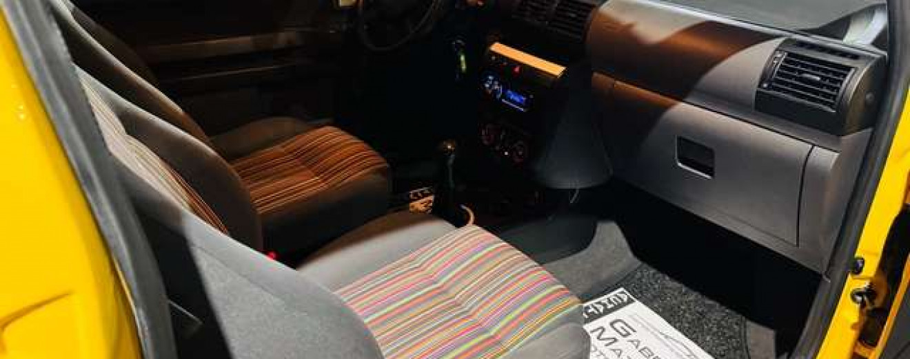 Volkswagen Fox Fox 1.2i - V.C - Airco - GARANTIE