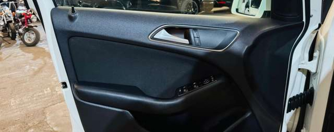 Mercedes-Benz B 200 B 200 CDI GPS Caméra Airco J.A