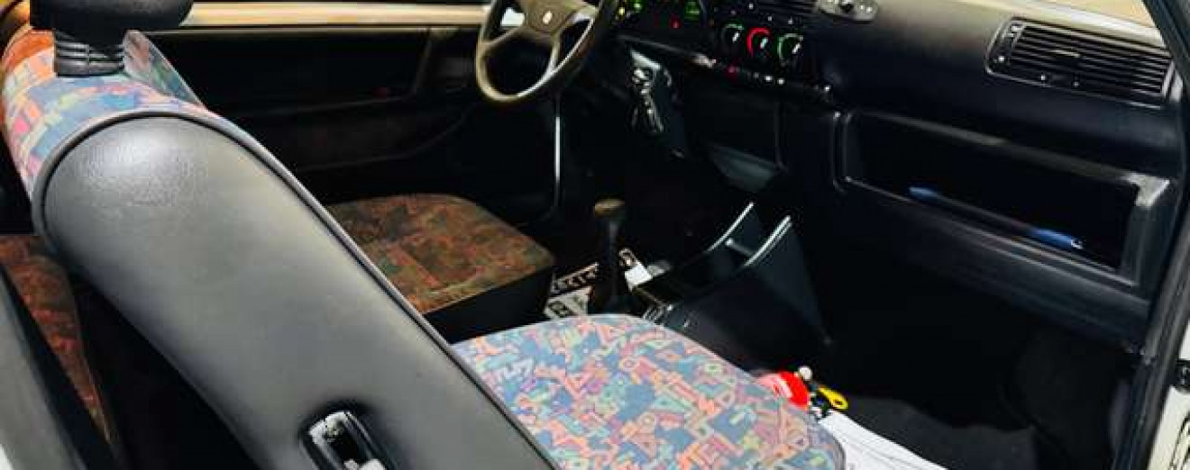 Lancia Y 10 junior 1 pro 86500 km carnet Ancetre !!!