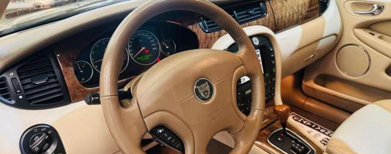Jaguar X-Type X-Type 2.5i V6 24v Automatique Cuir J.A