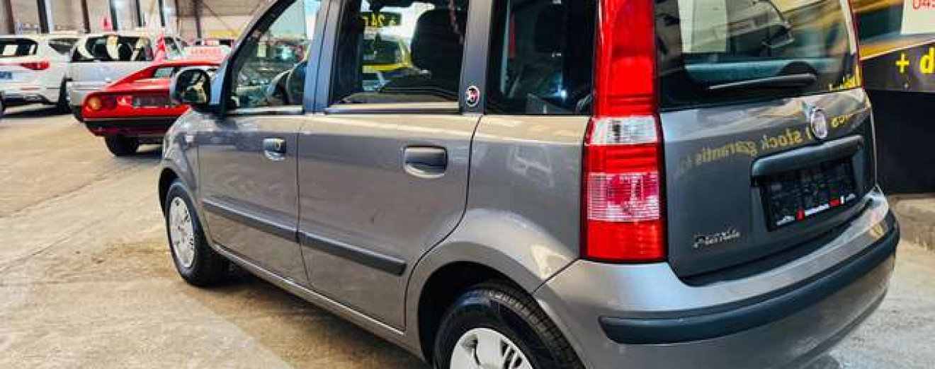 Fiat Panda 1.1i Actual 1 pro 24000 km carnet garantie 12m
