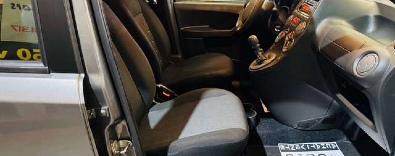 Fiat Panda 1.1i Actual 1 pro 24000 km carnet garantie 12m