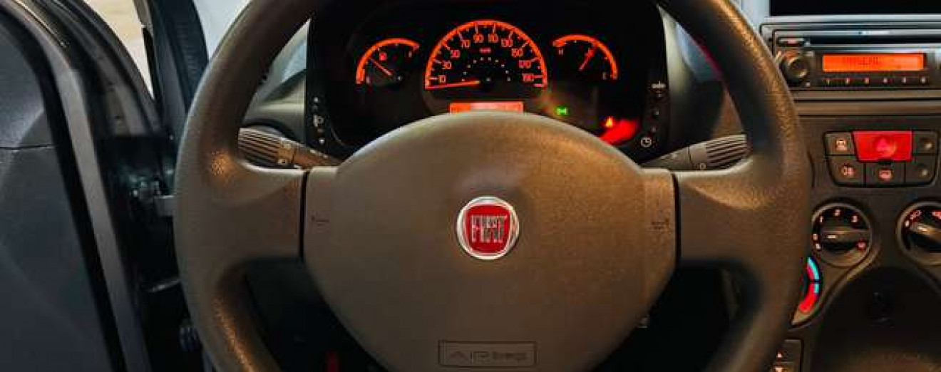 Fiat Panda 1.1i Actual 1 pro 24000 km carnet garantie 12m