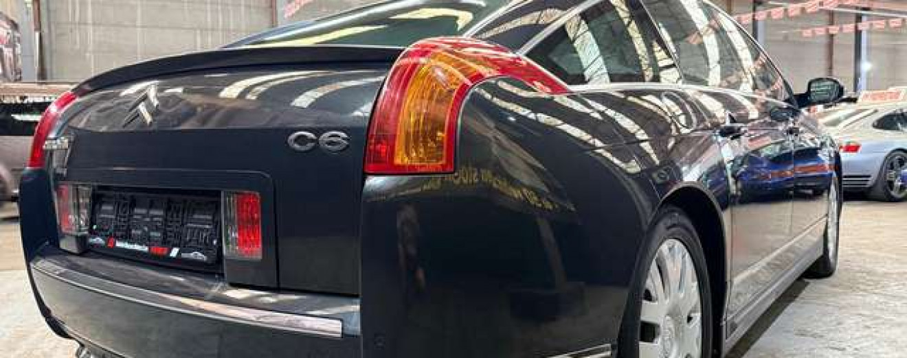 Citroen C6 C6 2.2 HDi Exclusive GPS Cuir Suspension pneumatique  J.A Airco