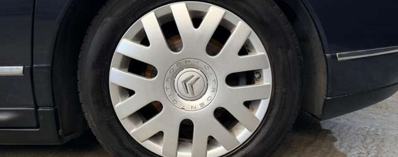 Citroen C6 C6 2.2 HDi Exclusive GPS Cuir Suspension pneumatique  J.A Airco