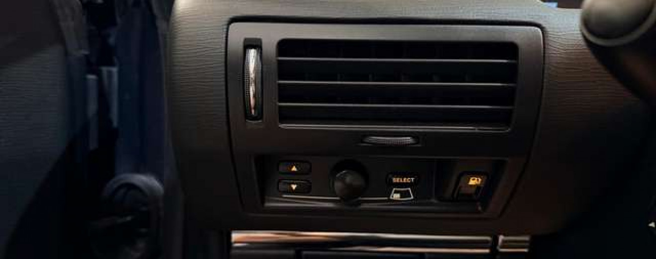 Citroen C6 C6 2.2 HDi Exclusive GPS Cuir Suspension pneumatique  J.A Airco