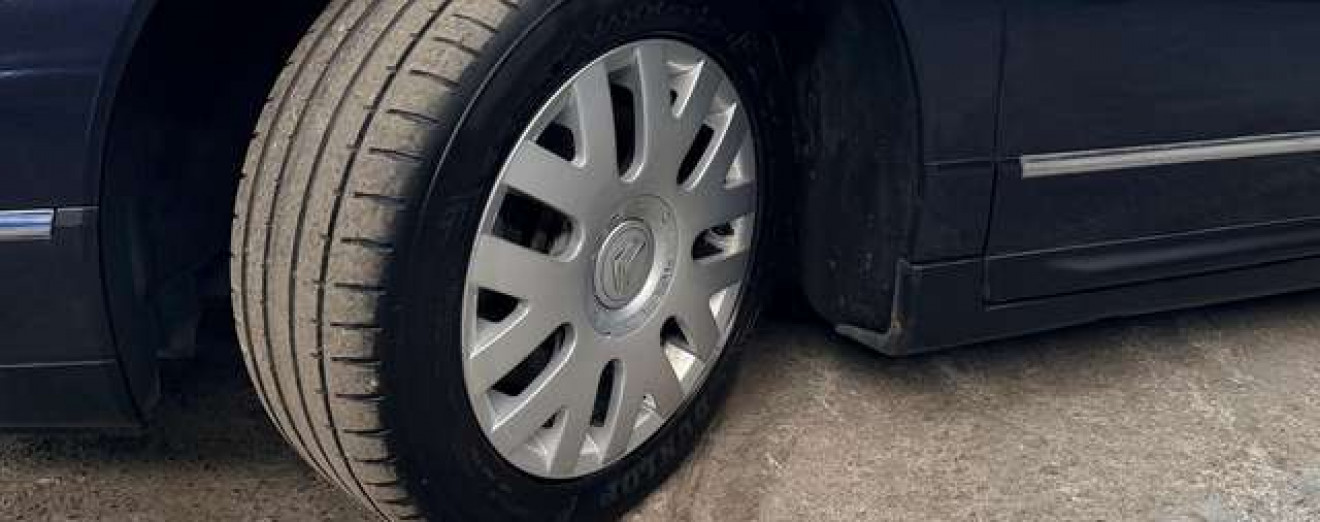 Citroen C6 C6 2.2 HDi Exclusive GPS Cuir Suspension pneumatique  J.A Airco