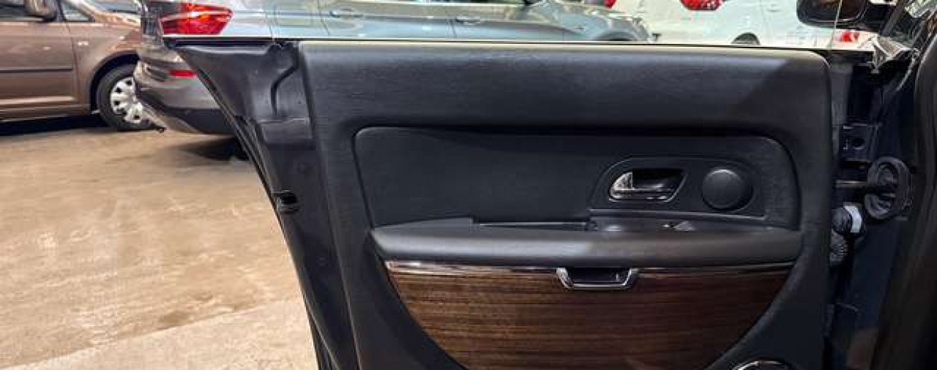 Citroen C6 C6 2.2 HDi Exclusive GPS Cuir Suspension pneumatique  J.A Airco