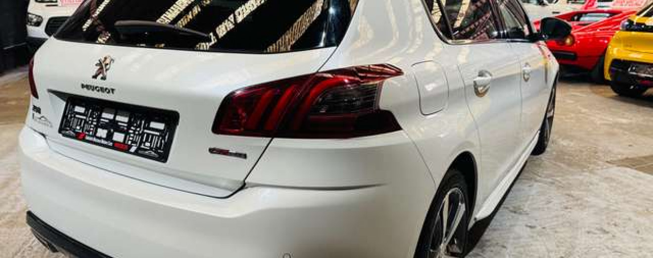 Peugeot 308 1.5 BlueHDi GT Line / Navi / Caméra / Cuir