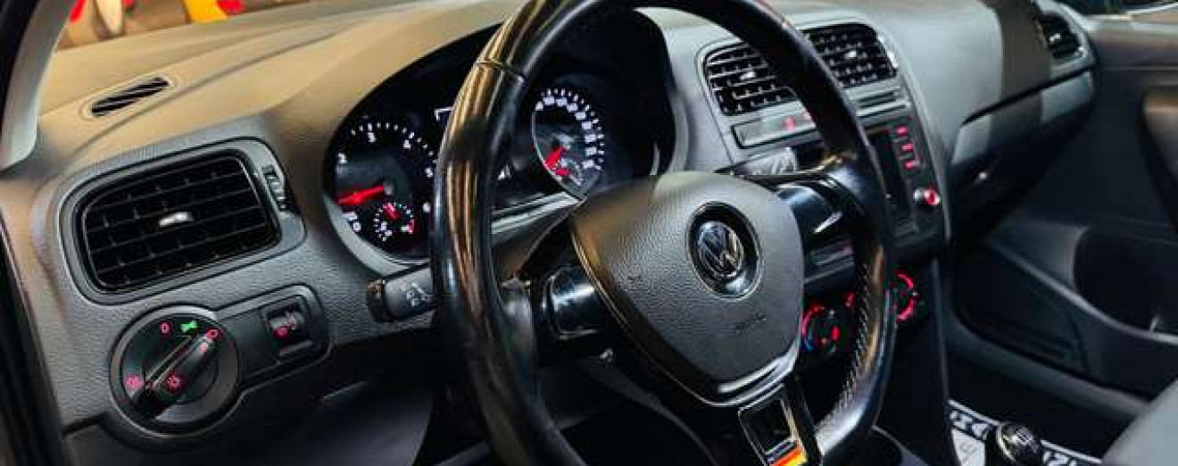 Volkswagen Polo 1.4 CR TDi Comfortline BMT