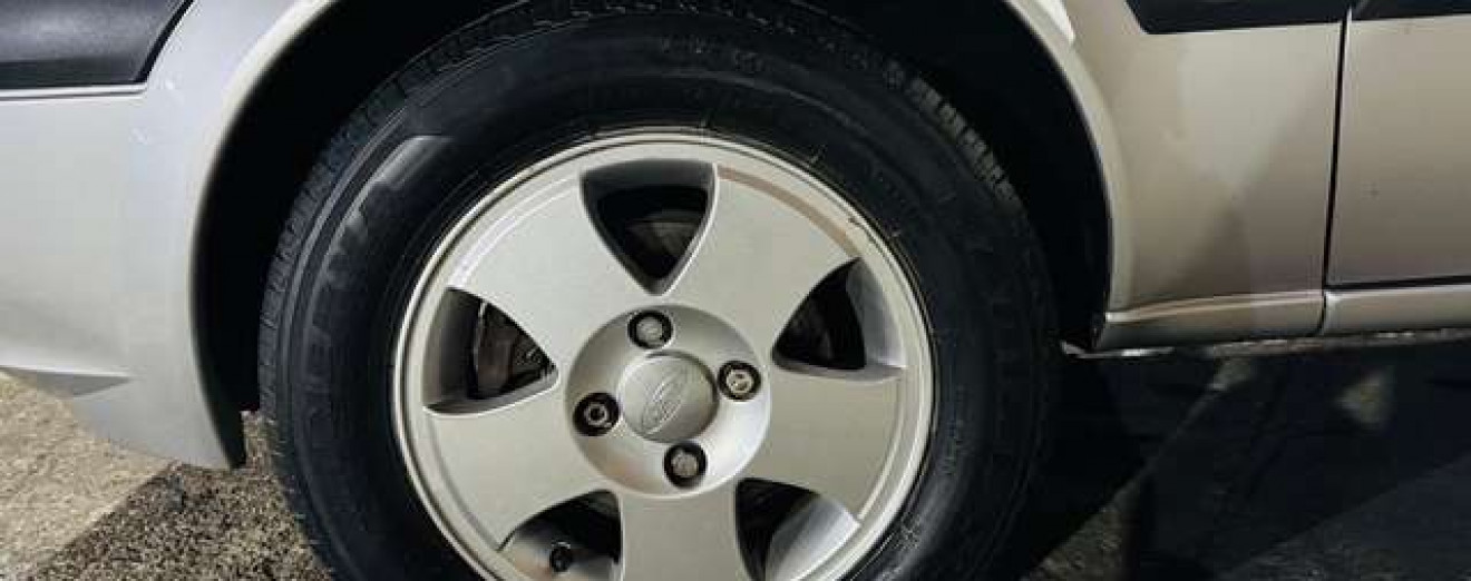 Ford Fiesta 1.3i - V.C- V.E - J.A