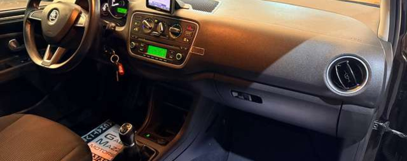 Skoda Citigo Citigo 1.0i GPS Airco Toit panoramique Sièges chauffants J.A