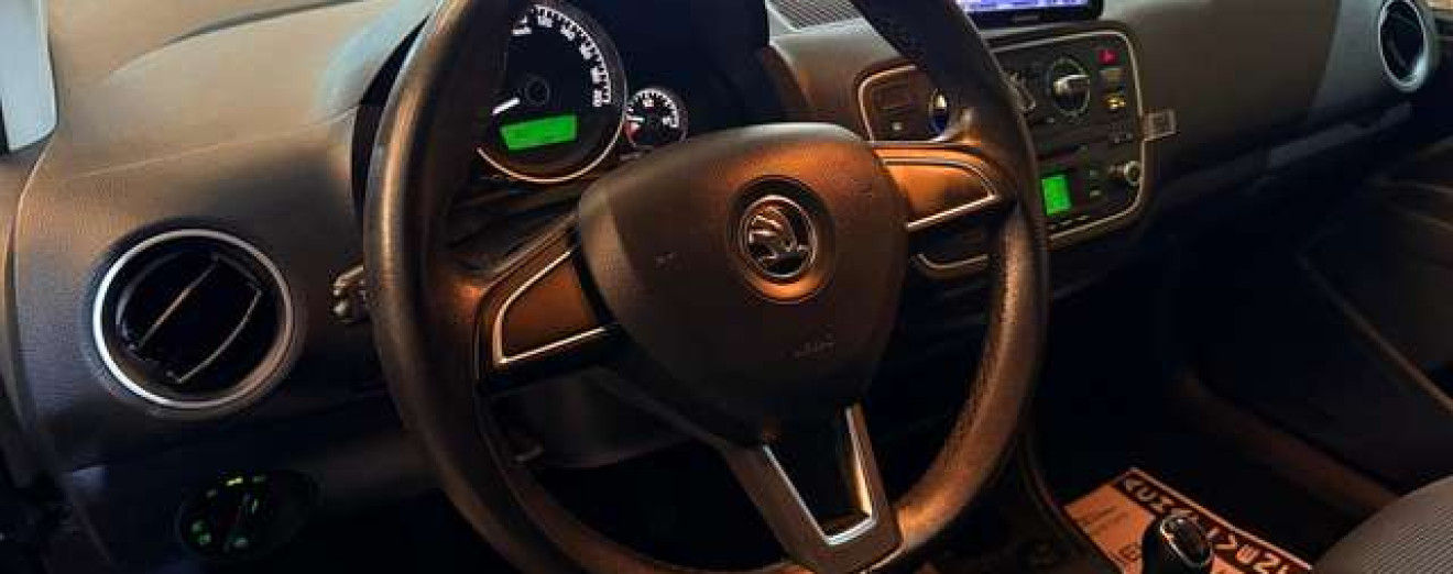 Skoda Citigo Citigo 1.0i GPS Airco Toit panoramique Sièges chauffants J.A