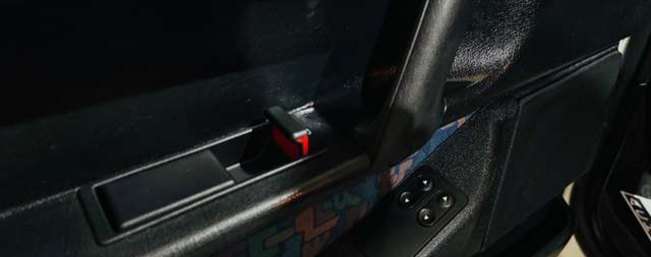 Lancia Y 10 junior 1 pro 86500 km carnet Ancetre !!!