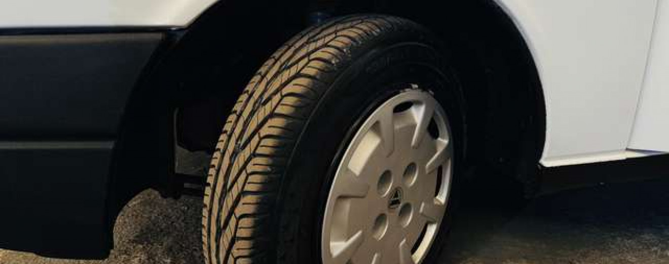 Lancia Y 10 junior 1 pro 86500 km carnet Ancetre !!!