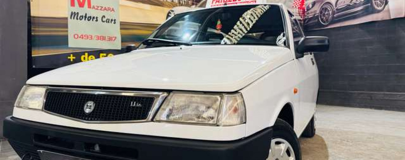 Lancia Y 10 junior 1 pro 86500 km carnet Ancetre !!!