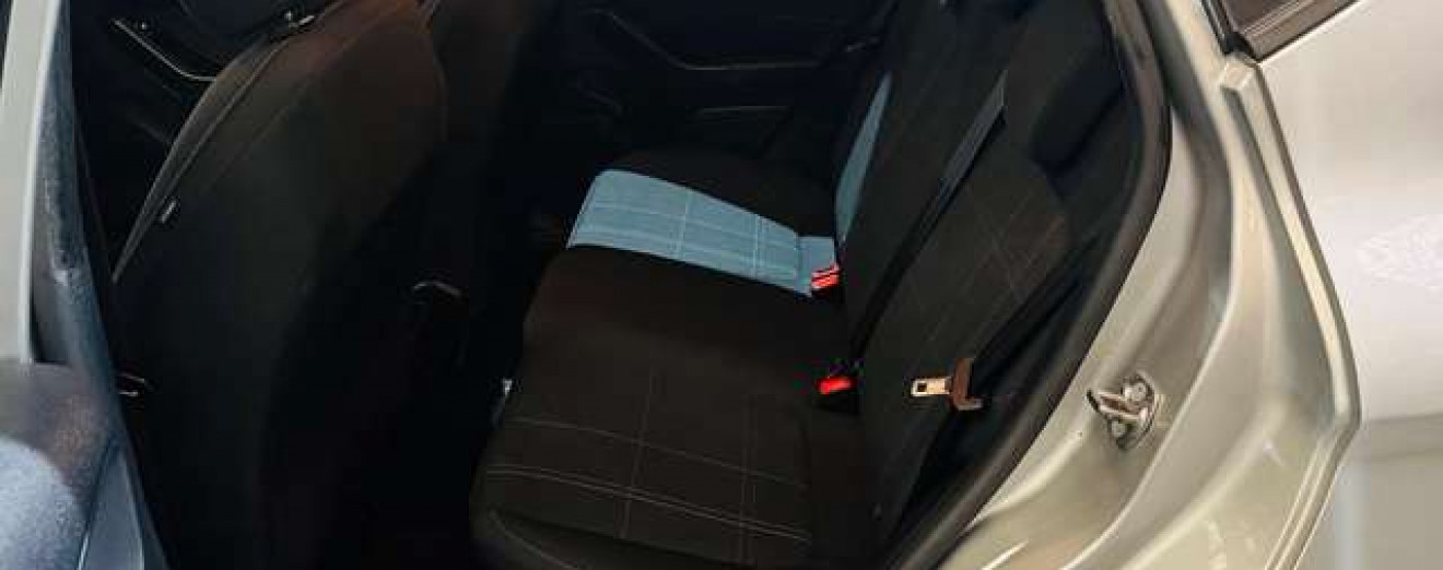 Ford Fiesta Fiesta 1.1i CarPlay GPS Sièges/volant Chauffants PDC