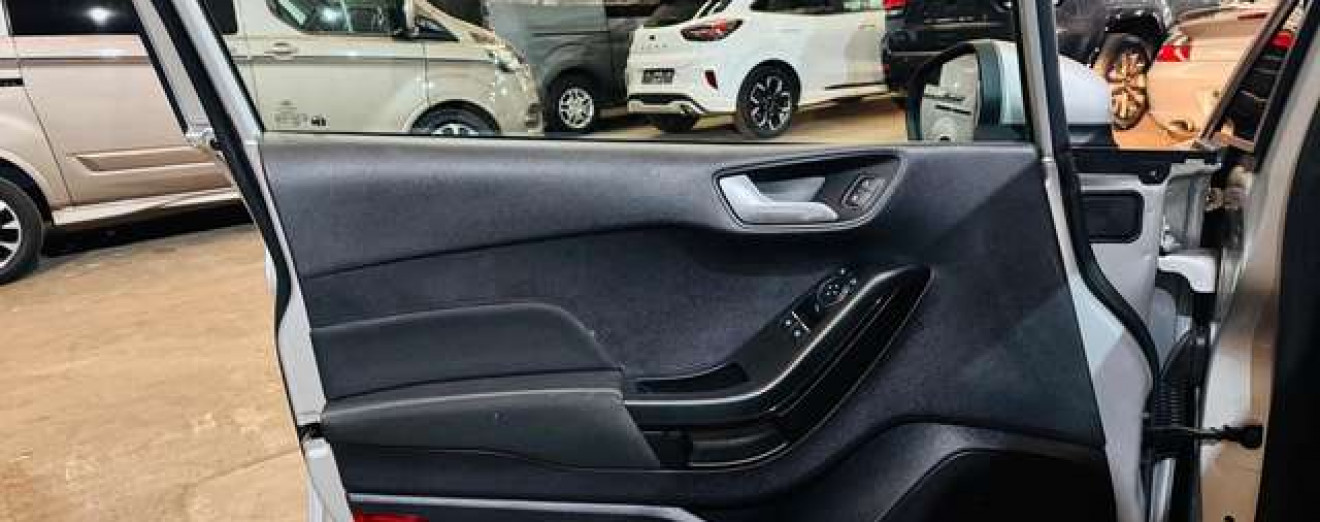 Ford Fiesta Fiesta 1.1i CarPlay GPS Sièges/volant Chauffants PDC