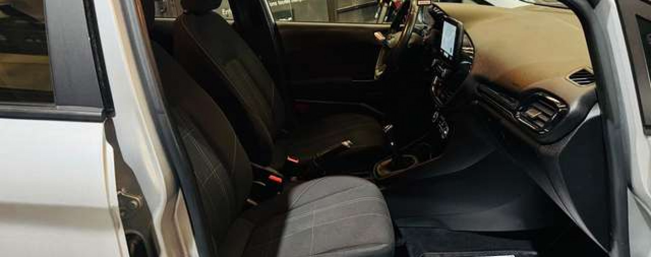 Ford Fiesta Fiesta 1.1i CarPlay GPS Sièges/volant Chauffants PDC