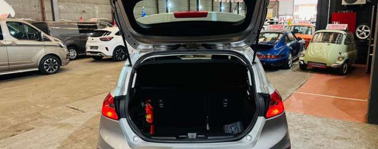 Ford Fiesta Fiesta 1.1i CarPlay GPS Sièges/volant Chauffants PDC