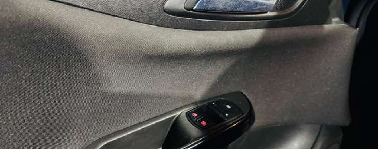 Opel Corsa Corsa 1.2i GPS Airco J.A CarPlay PDC