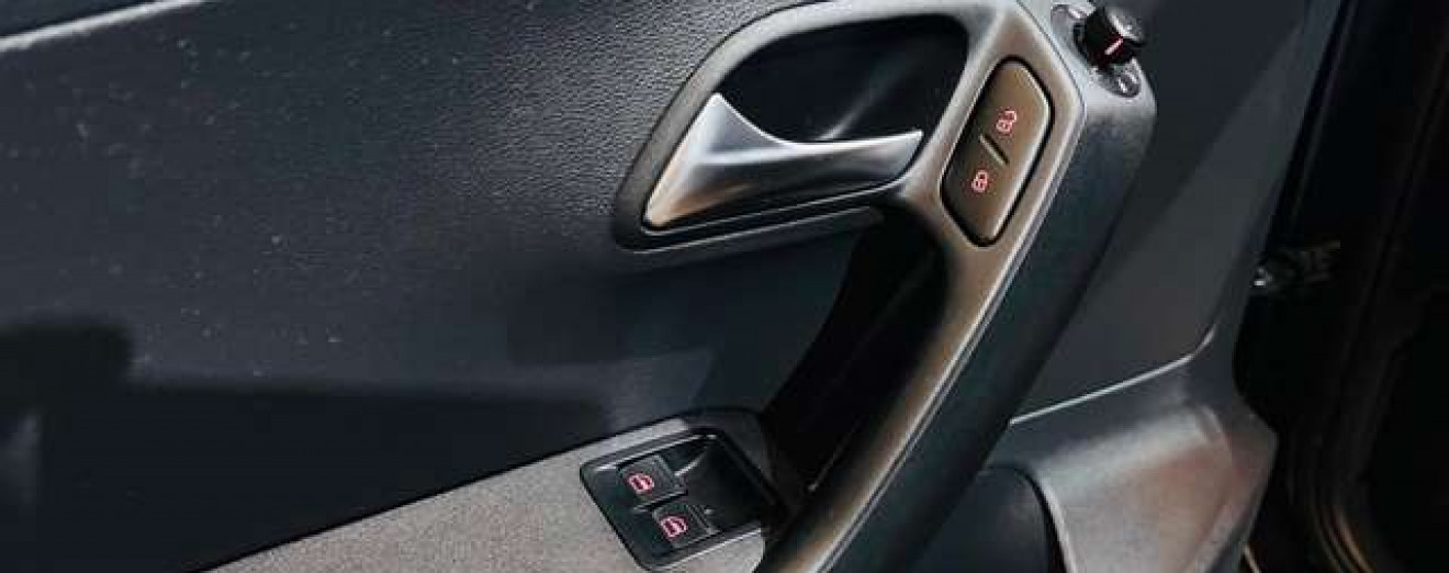 Volkswagen Polo Polo 1.2i Black Edition - Airco - GARANTIE